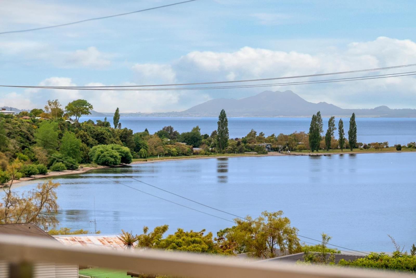 I See The Lake - Omori Holiday Home Kuratau Exterior foto